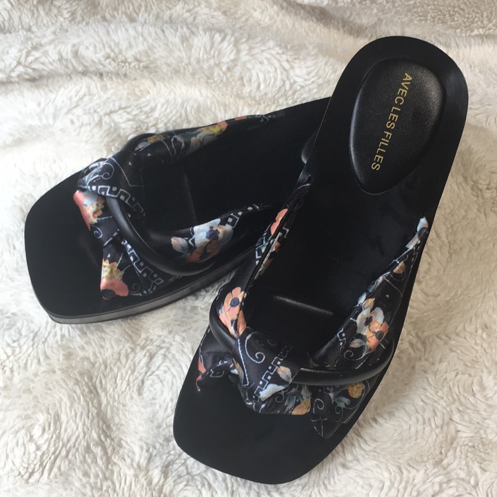 Women’s Sandals Size 7